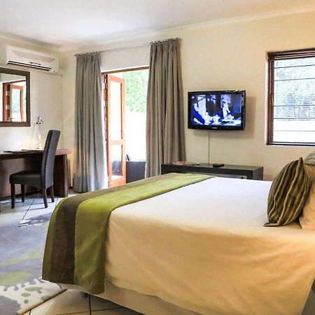 Westay Timessquare Apartments Sandton Extérieur photo