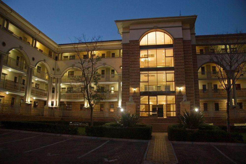 Westay Timessquare Apartments Sandton Extérieur photo