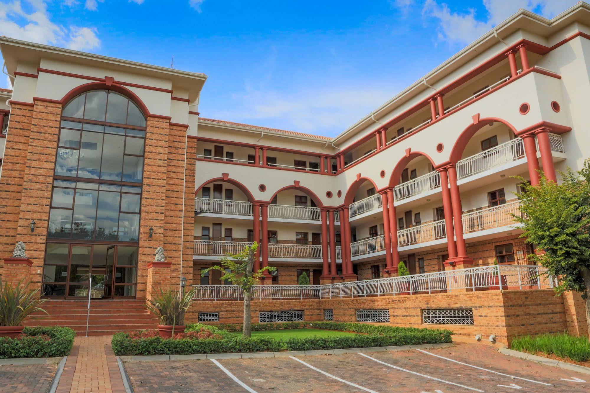 Westay Timessquare Apartments Sandton Extérieur photo