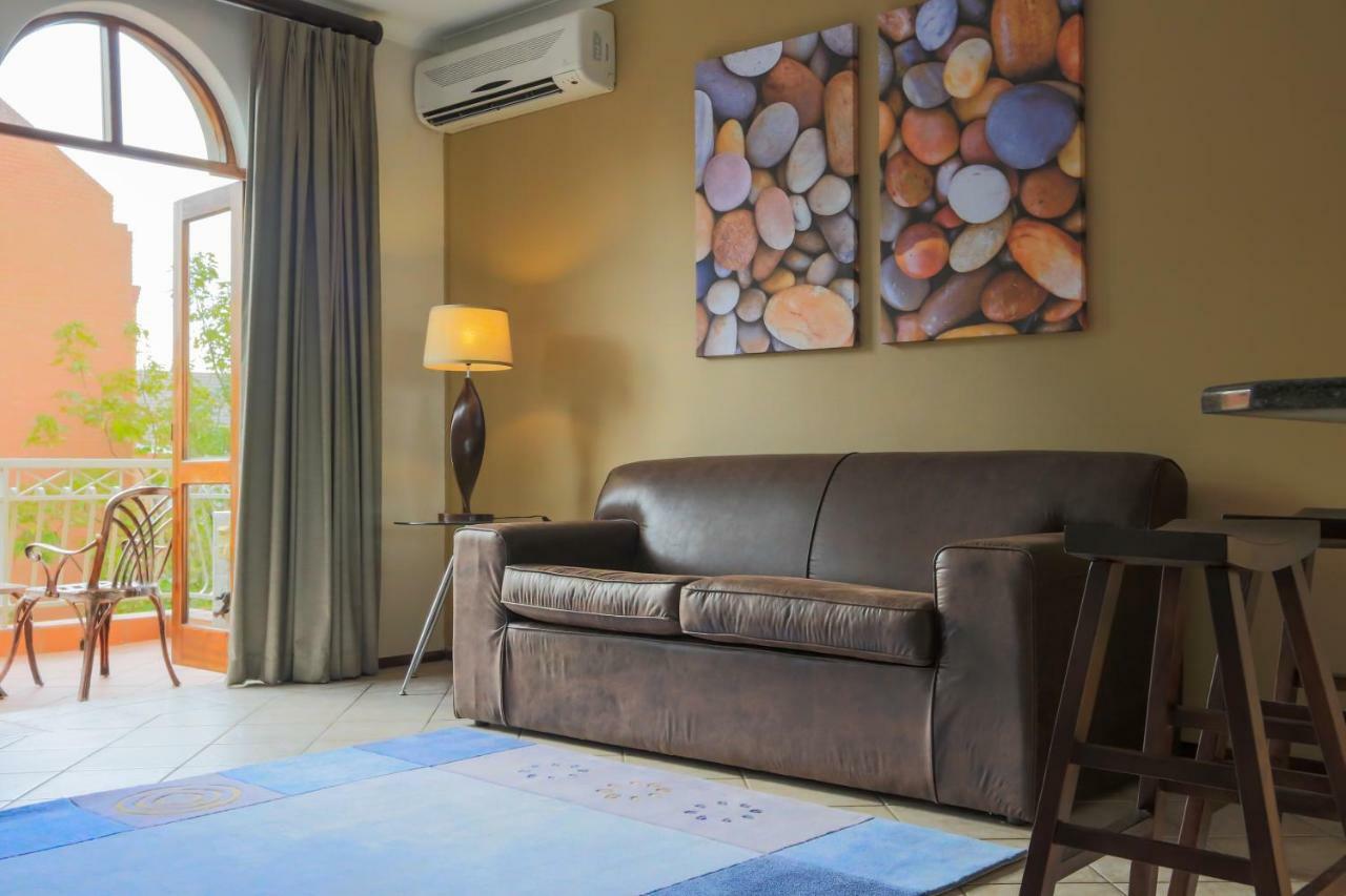 Westay Timessquare Apartments Sandton Extérieur photo
