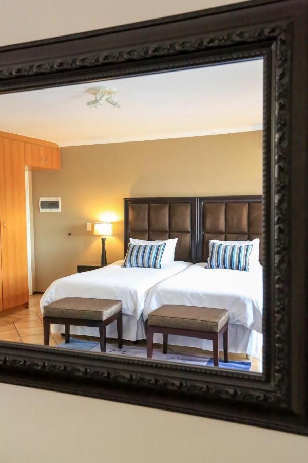 Westay Timessquare Apartments Sandton Chambre photo